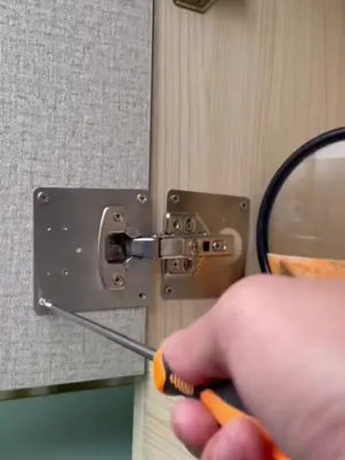 柜门坏了不着急,试试这个不锈钢合页修复板,轻松修好,比原来更结实 合页修复